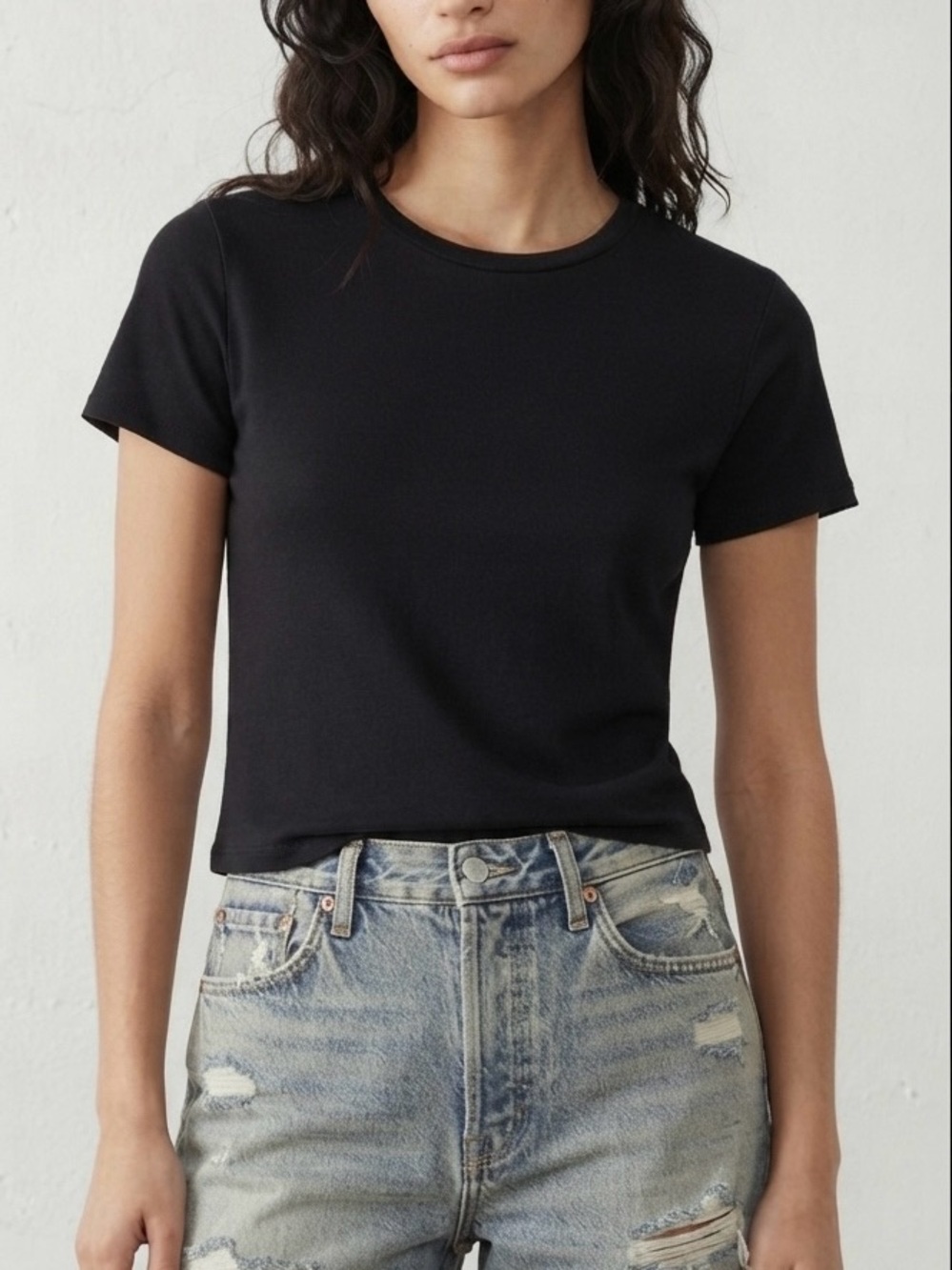 FOREVER 21 “T”